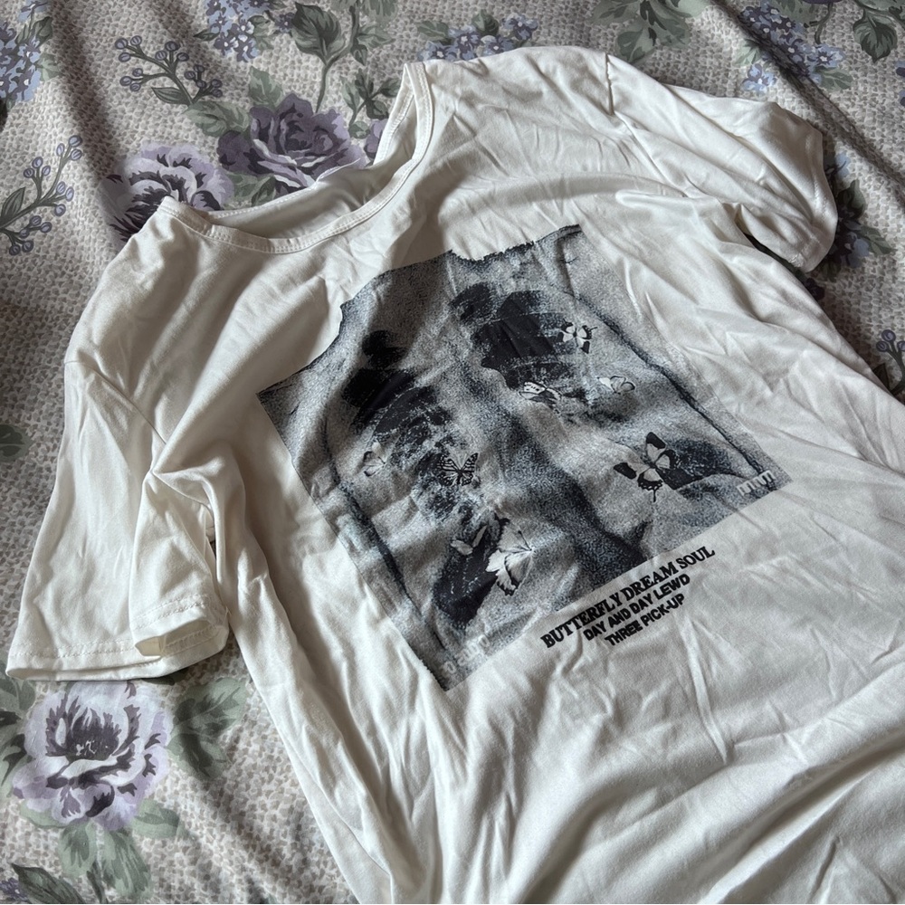 Butterfly X-Ray Ribs Graphic Tee